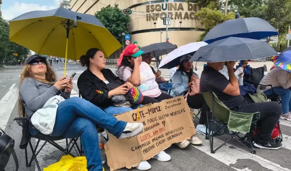 La CNTE. sigue el paro (1)