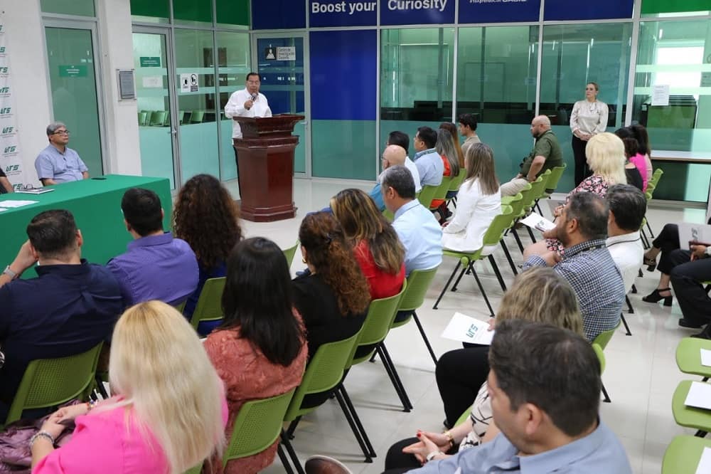 Reconoce Gobierno de Sonora la excelencia y el compromiso de personal académico UTS.. (1)
