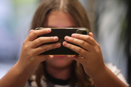 adolecentes y redes sociales (1)