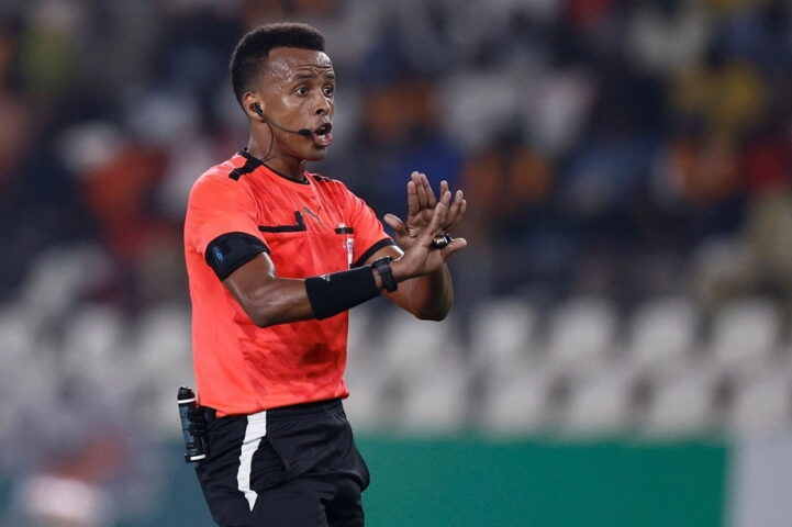 eu-niega-entrada-a-arbitro-somali-del-mundial-omar-abdulkadir-artan