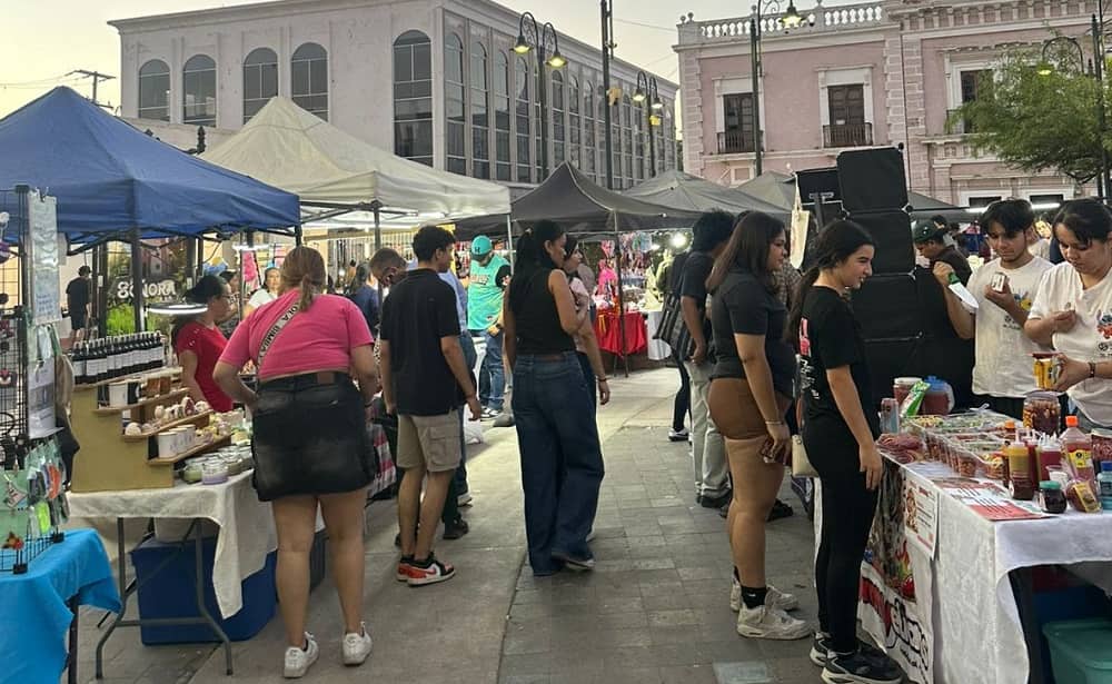 impulsa el consumo local y el emprendimiento con el Mercadito Emprendedor.. (1)