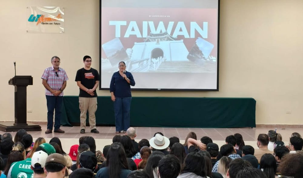 Estudiantes de la UTHermosillo comparten su experiencia de movilidad internacional en Taiwán. (1)