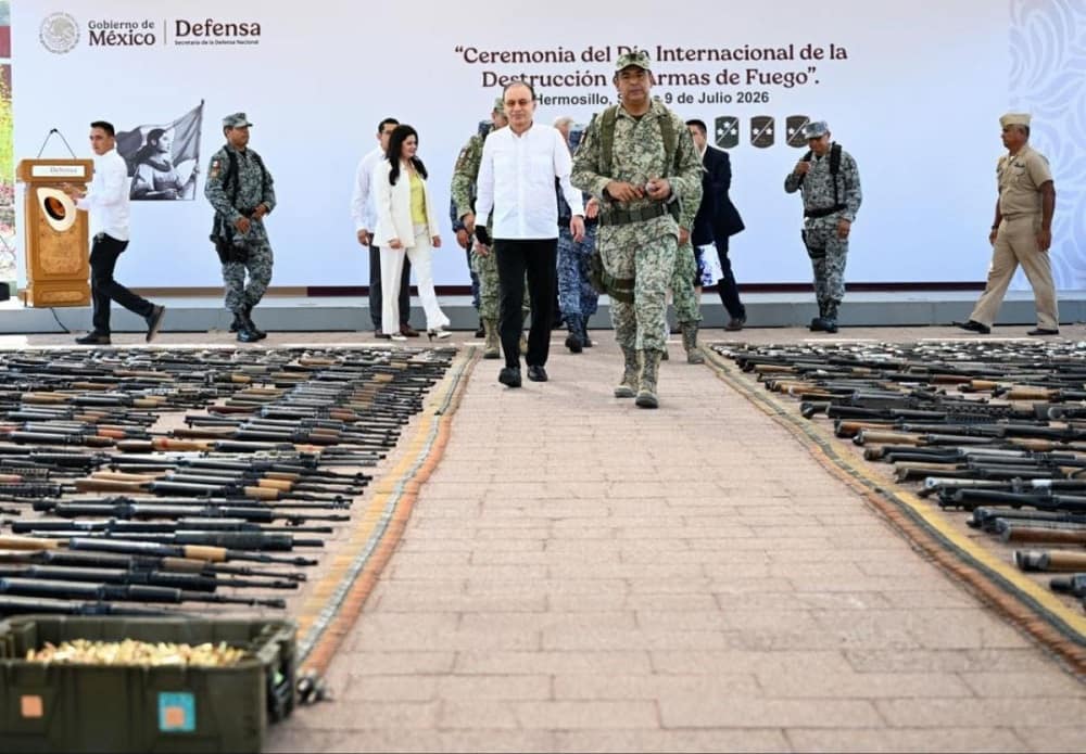 destrucción de más de 900 armas aseguradas al crimen.. (1)