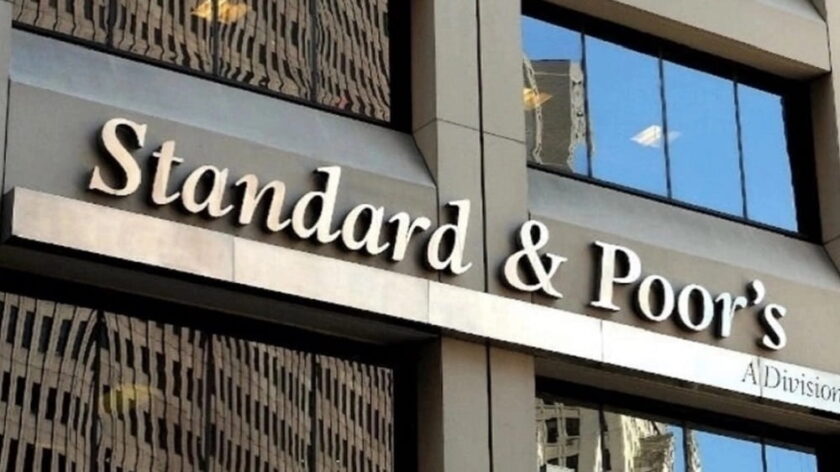 standar y poors advierte sobre deuda y carga de intereses en mexico