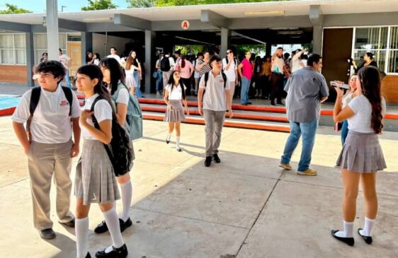 30 mil estudiantes en Cobach con el inicio de clases.. (1)