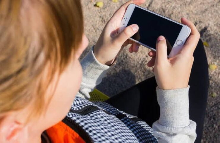 Arrancan foros regionales sobre el impacto de las pantallas en infancias (1)