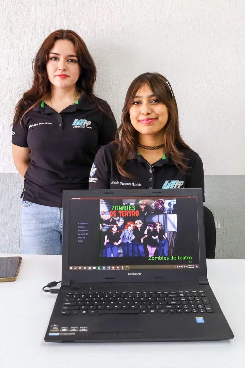 Estudiantes universitarios se especializan en innovación digital y tecnológica... (1)