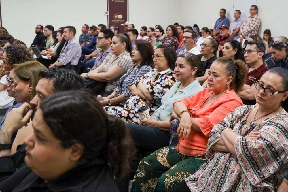 Gobierno de Sonora fortalece modelo educativo de la UES... (1)