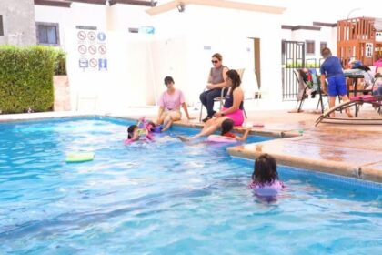 Llama Salud Sonora a proteger a niños de altas temperaturas durante vacaciones