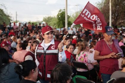 Realiza Celida López última asamblea informativa arropada por cientos de hermosillenses en Villas del Real