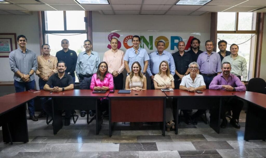 Gobierno de Sonora implementará programa de fortalecimiento y desarrollo comercial del centro de Hermosillo1 (1)