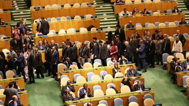 abandonan la sala en la ONU ante discurso de pres de israel (1)