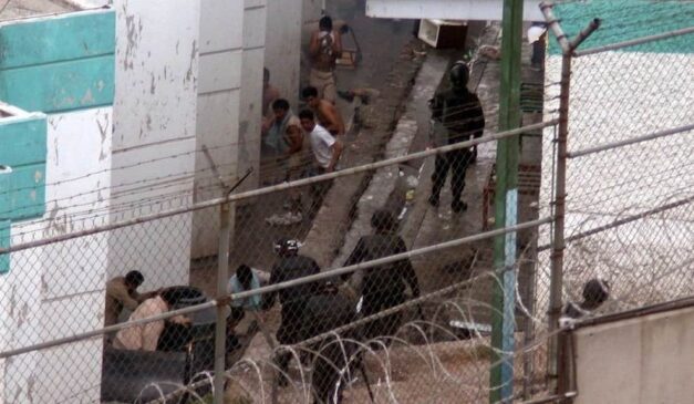 pagan-internos-hasta-20-mil-por-un-dormitorio-en-penal-de-barriento