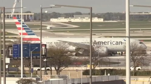 Un avión procedente de Barcelona sufre el reventón de dos neumáticos durante el aterrizaje en Chicago