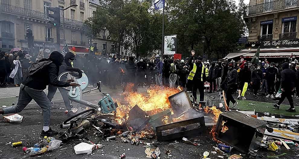 Francia. disturbios (1)