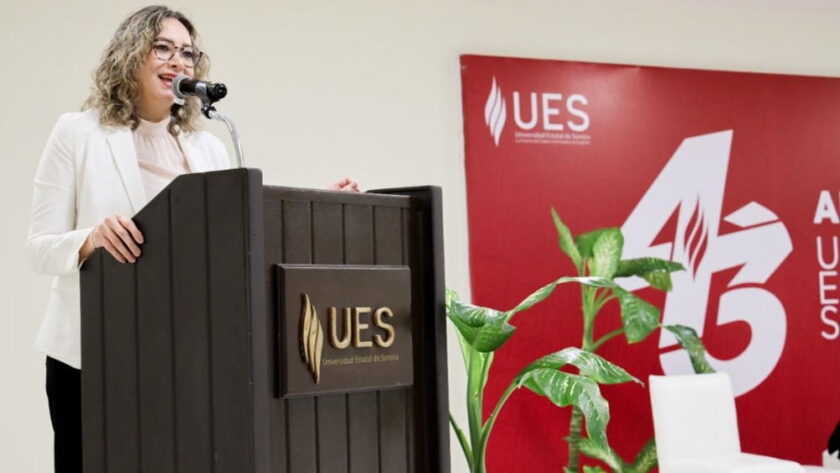 Gobierno de Sonora conmemora el 43 aniversario de la UES1 (1)