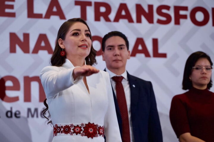 Jasmine Bugarín reconoce que nació en EU