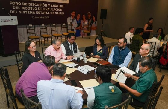 Realizan foro para mejorar la evaluación del sistema de salud en Sonora (1)