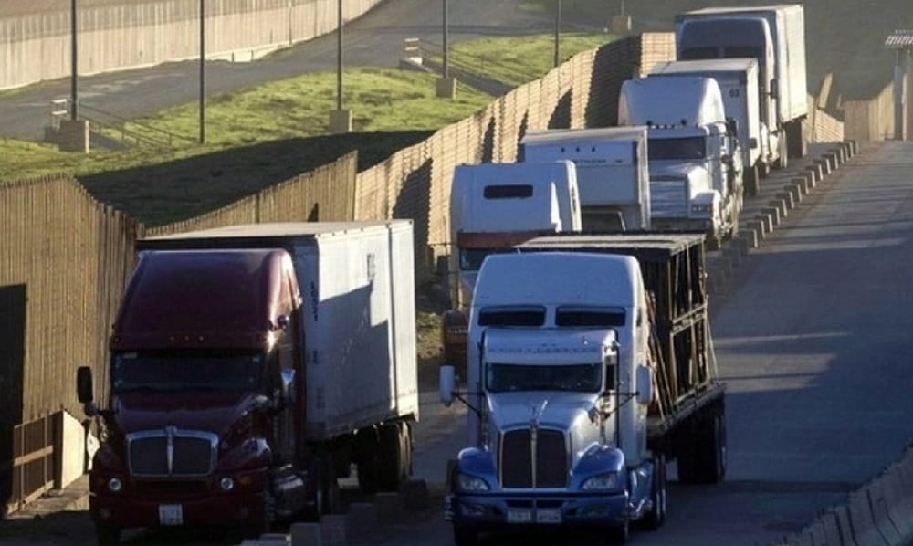 autotransporte-de-carga-llama-a-paro-naciona