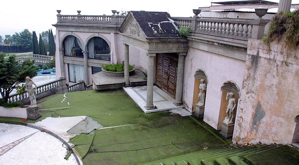 casa del negro durazo en Universidad Castellanos (1)