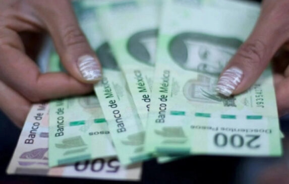 crece economia 0.6 porciento durante agosto (1)