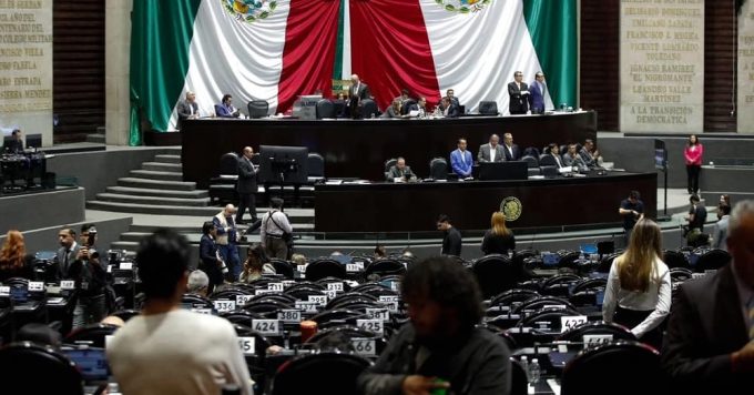 diputados-de-morena-dispuestos-a-discutir-reforma-para-retirar-superpoderes-a-la-presidencia-del-ine