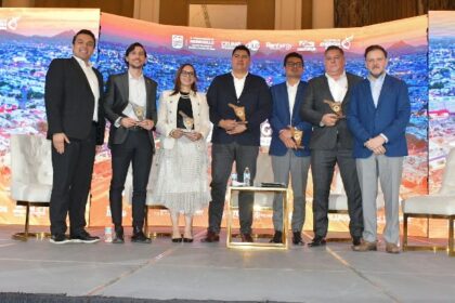 Dialogan sobre futuro de la minería en Sonora durante el Foro Mundial de Energía Solar 2026