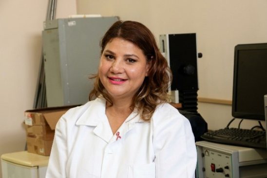josefina santa cruz