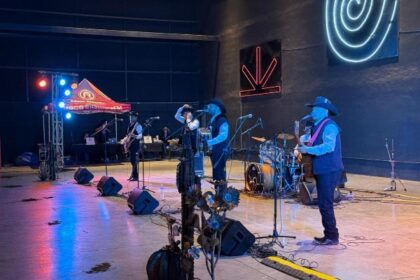 Celebra Radio Sonora 44 aniversario en Bosque Urbano La Sauceda