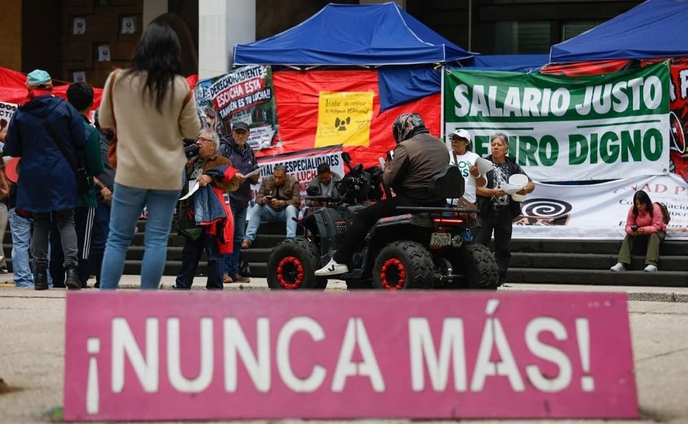 trabajadores-disidentes-del-imss-califican-como-inaceptable-propuesta-de-alza-salarial-del-8